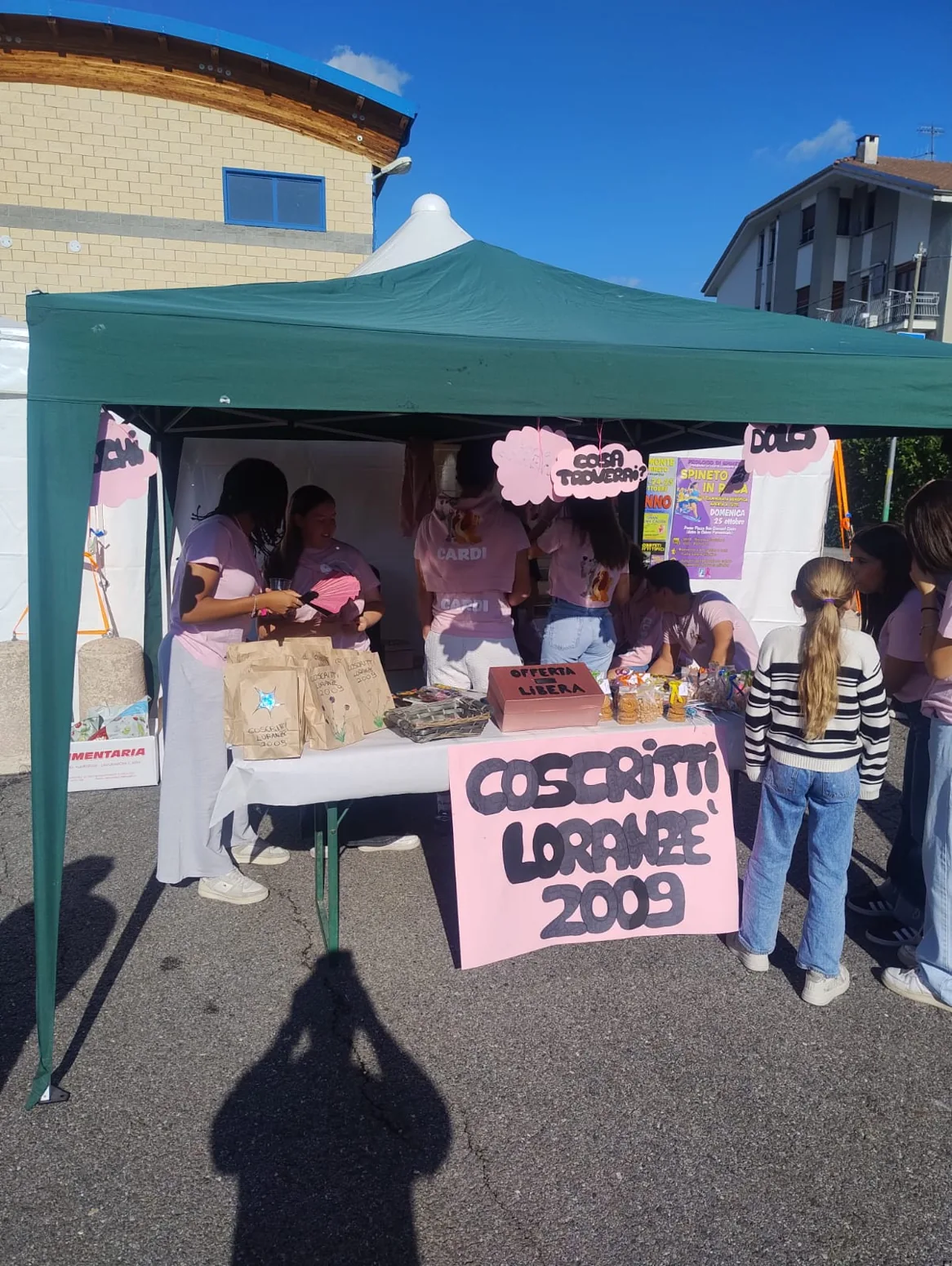 Coscritti al lavoro durante la festa
